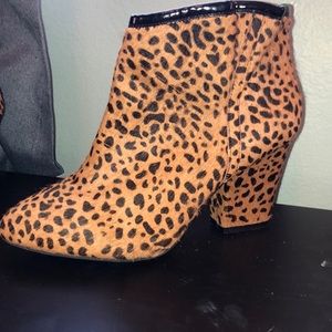 Shoemint Pony Hair “Esther” booties Size 8.5